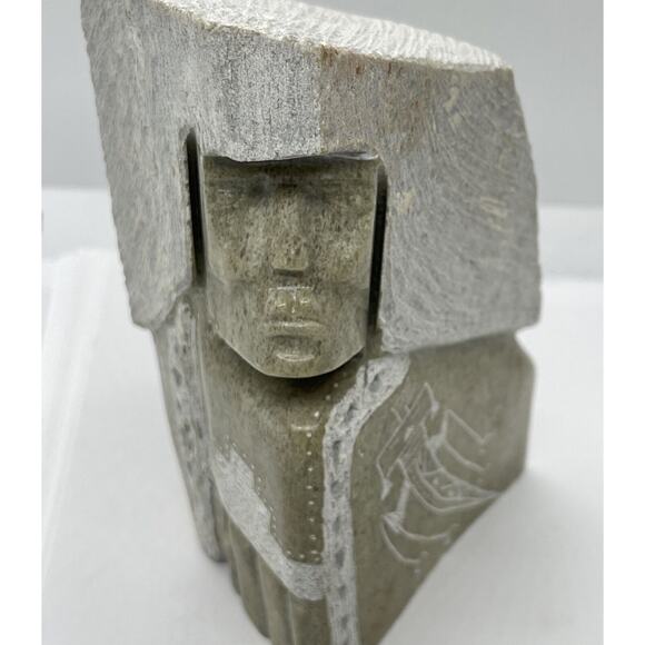 Hand Carved Alabaster Native American Navajo Indian Sculpture Signed by J. KIEN - Picture 3 of 12